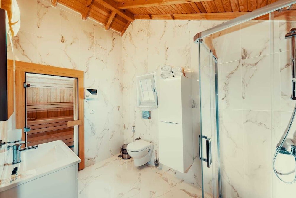 Янык: Kartepe Camp Hotel