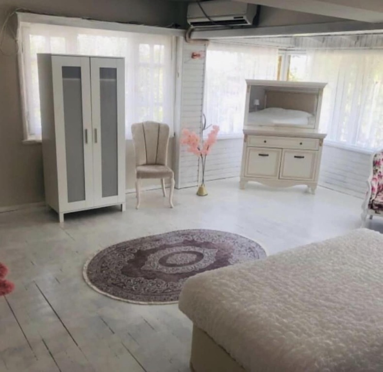 Янык: Beyaz Ev Butik Otel Masukiye