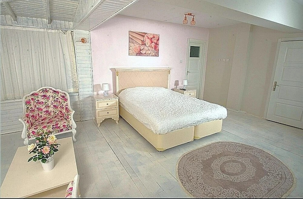 Янык: Beyaz Ev Butik Otel Masukiye
