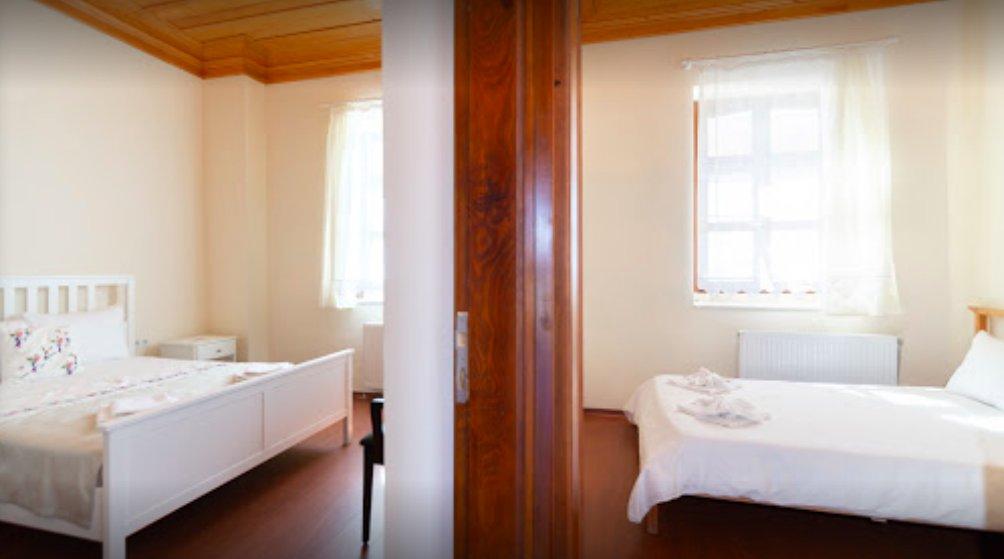 Урла: Lavantalı Konak Taş Ev - Otel&Restoran