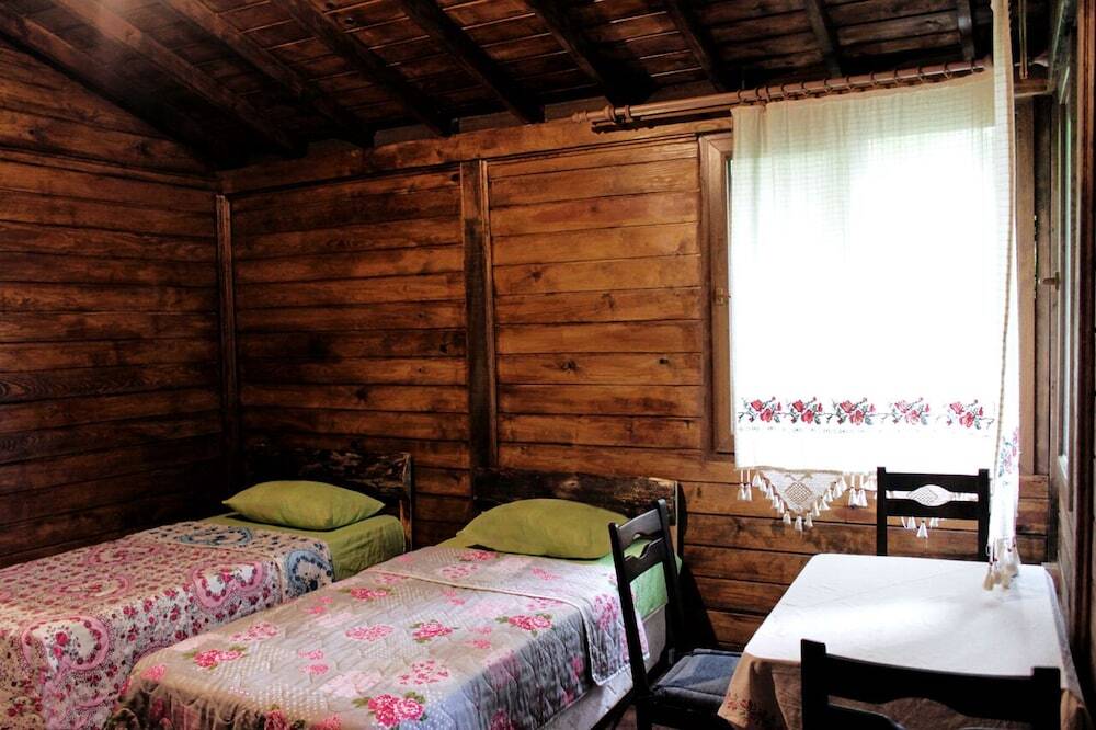 Эдремит: Antik Vadi Bungalov Otel
