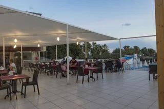 Окурджалар: Akin Paradise Hotel