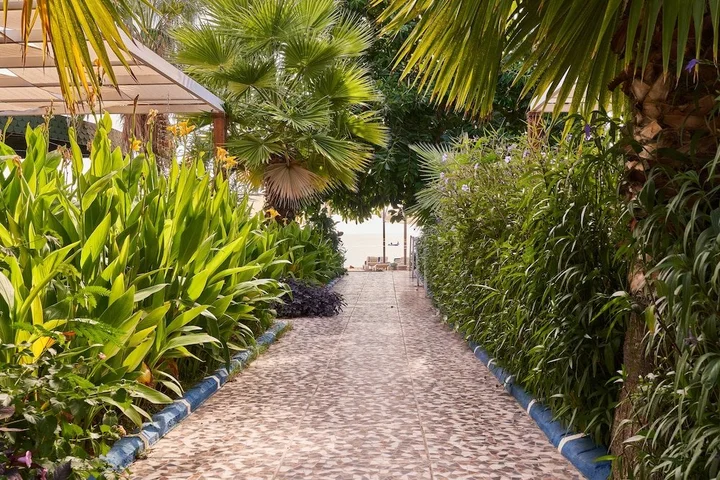 Окурджалар: Akin Paradise Hotel