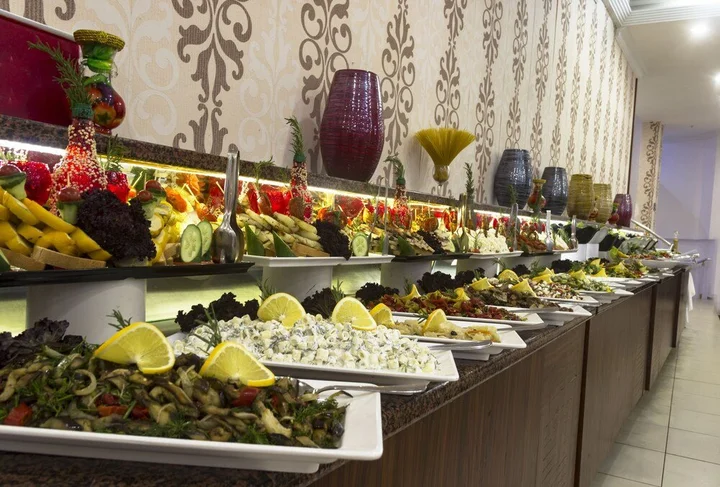 Окурджалар: Akin Paradise Hotel