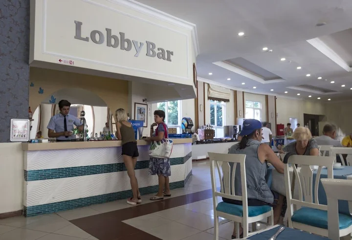 Окурджалар: Akin Paradise Hotel