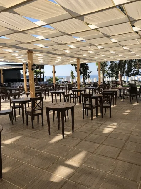 Окурджалар: Akin Paradise Hotel