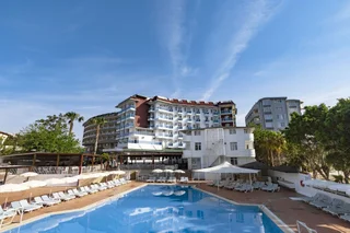 Окурджалар: Akin Paradise Hotel
