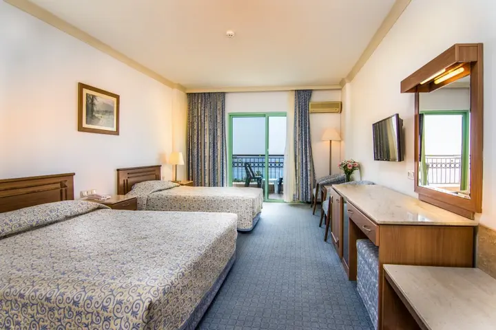 Окурджалар: Riva Delta Hotel