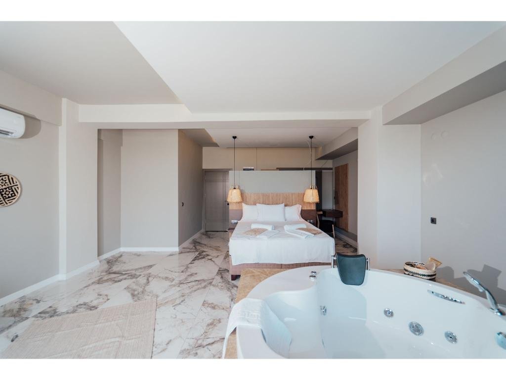 Финике: Fortunella Suites & Villas