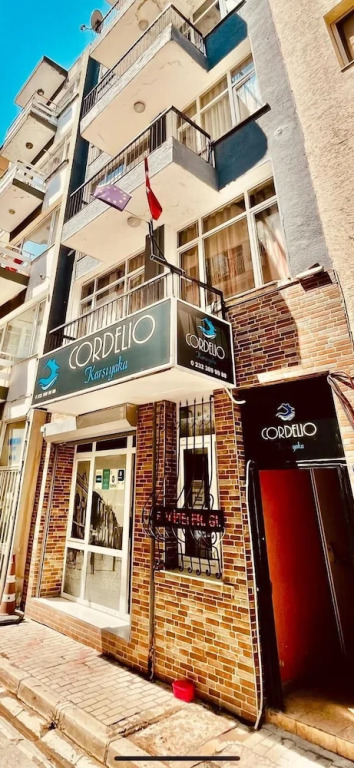 Измир: Cordelio Pension