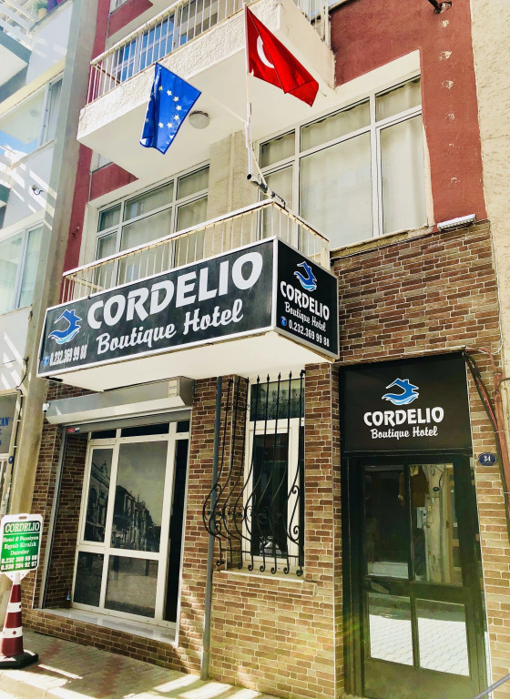 Измир: Cordelio Pension