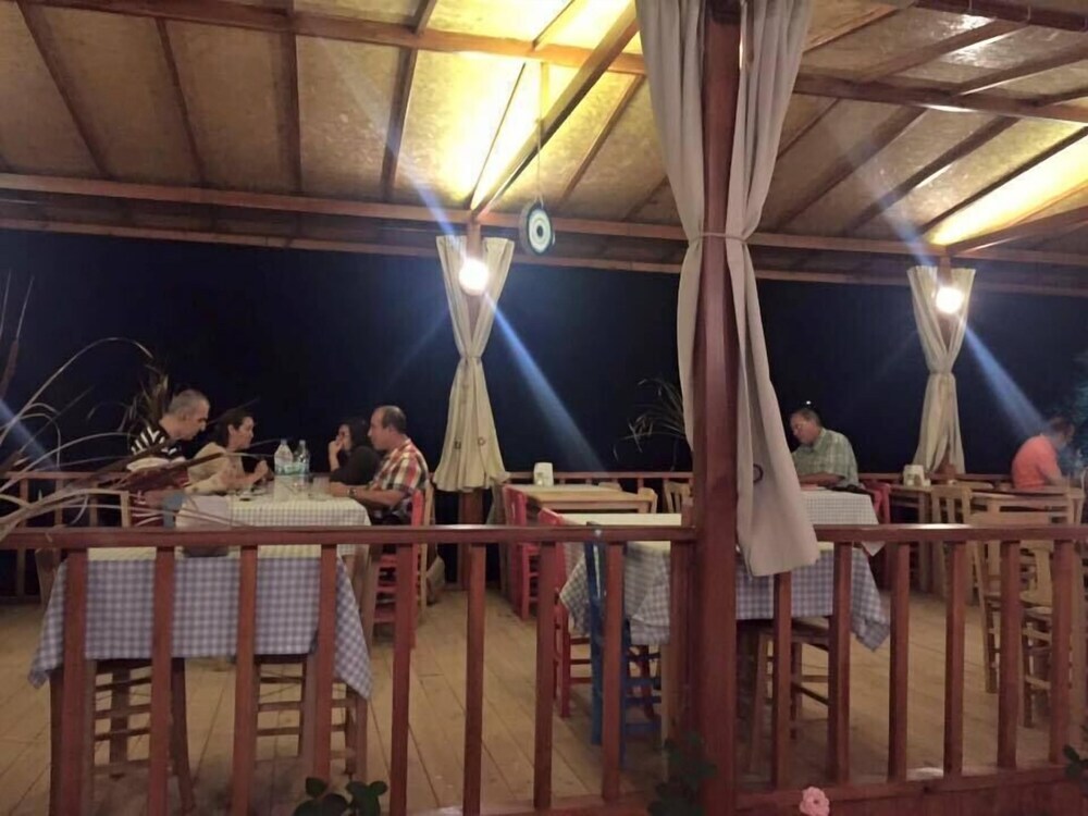 Кумлуджа: Turkuaz Koy Otel
