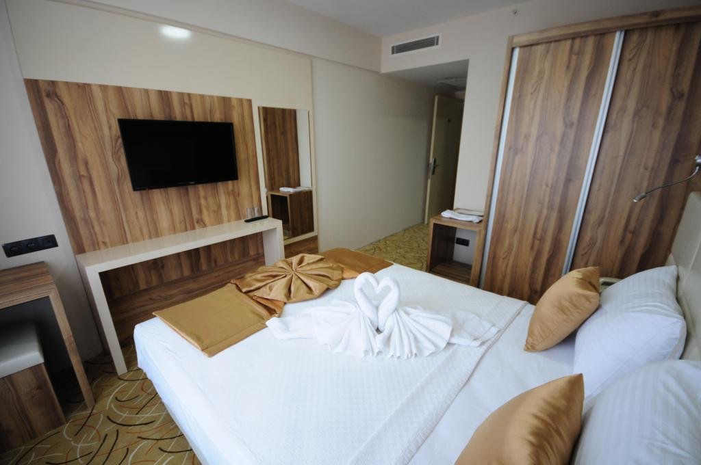 Измир: Grand Hekimoglu Hotel