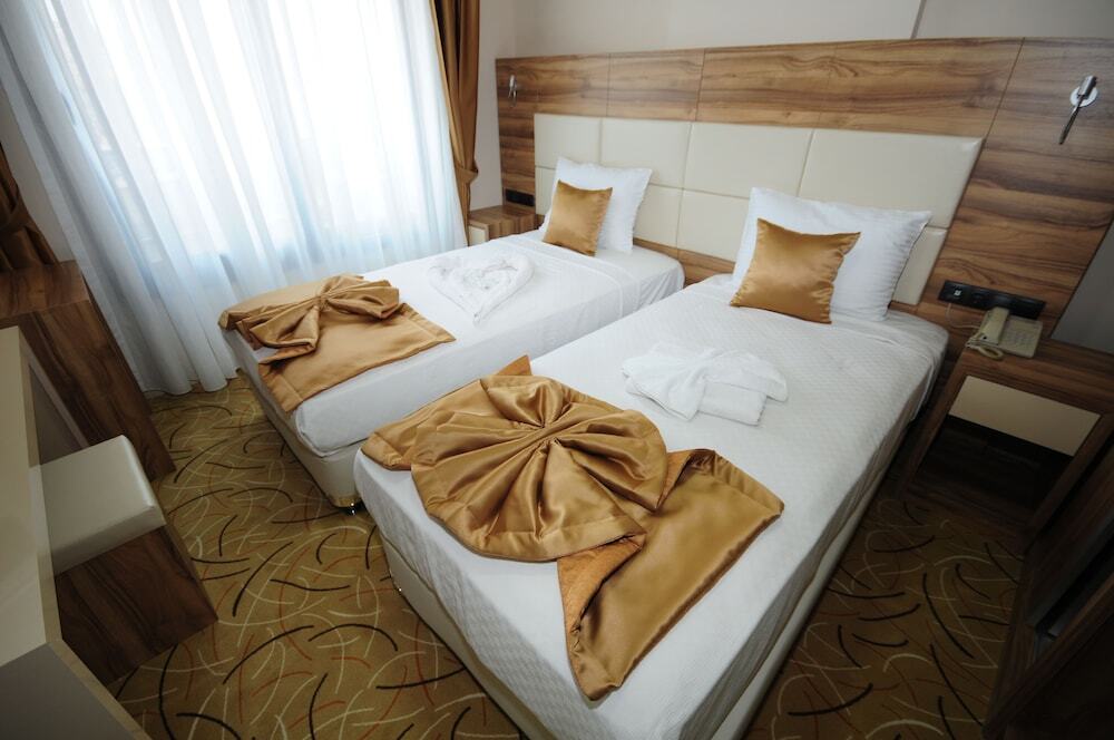 Измир: Grand Hekimoglu Hotel