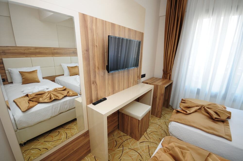 Измир: Grand Hekimoglu Hotel