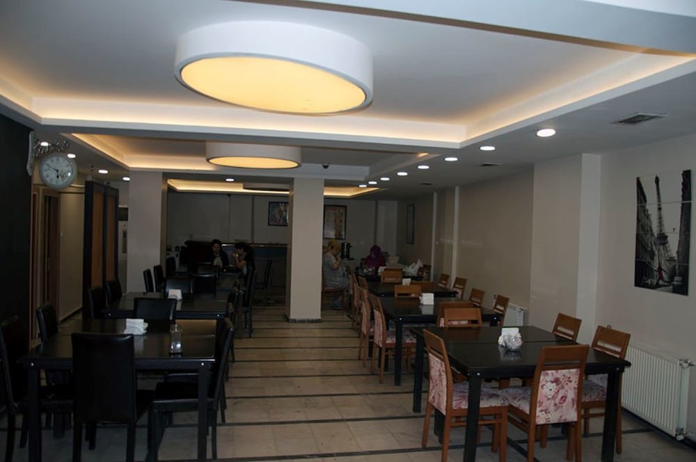 Golden Sky Hotel — фото 1