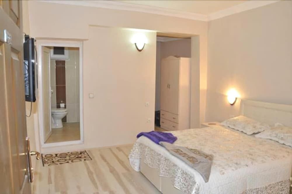 Сарыкамыш: Otel Celik Palas