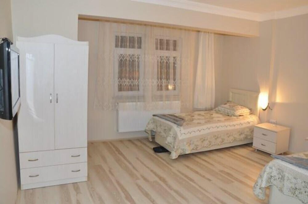 Сарыкамыш: Otel Celik Palas