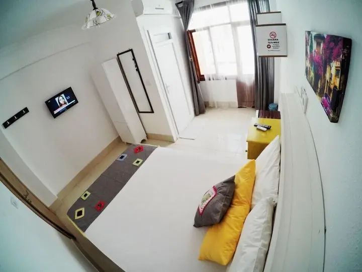 Орен: Miss Hotel Karya