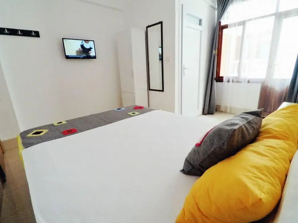 Орен: Miss Hotel Karya