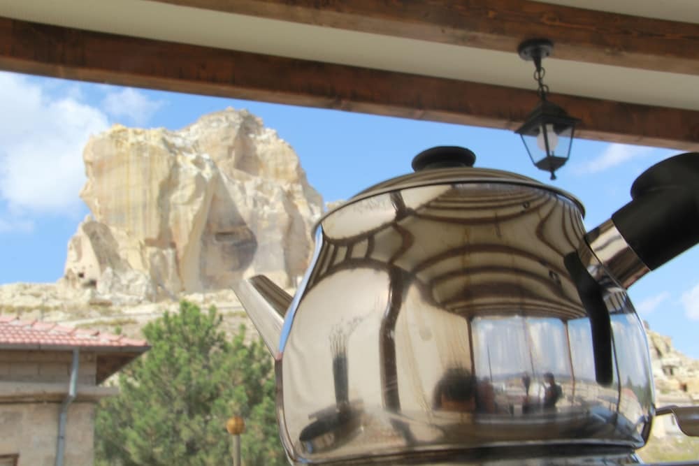 Ургуп: Tafana Cave & Stone Lodge