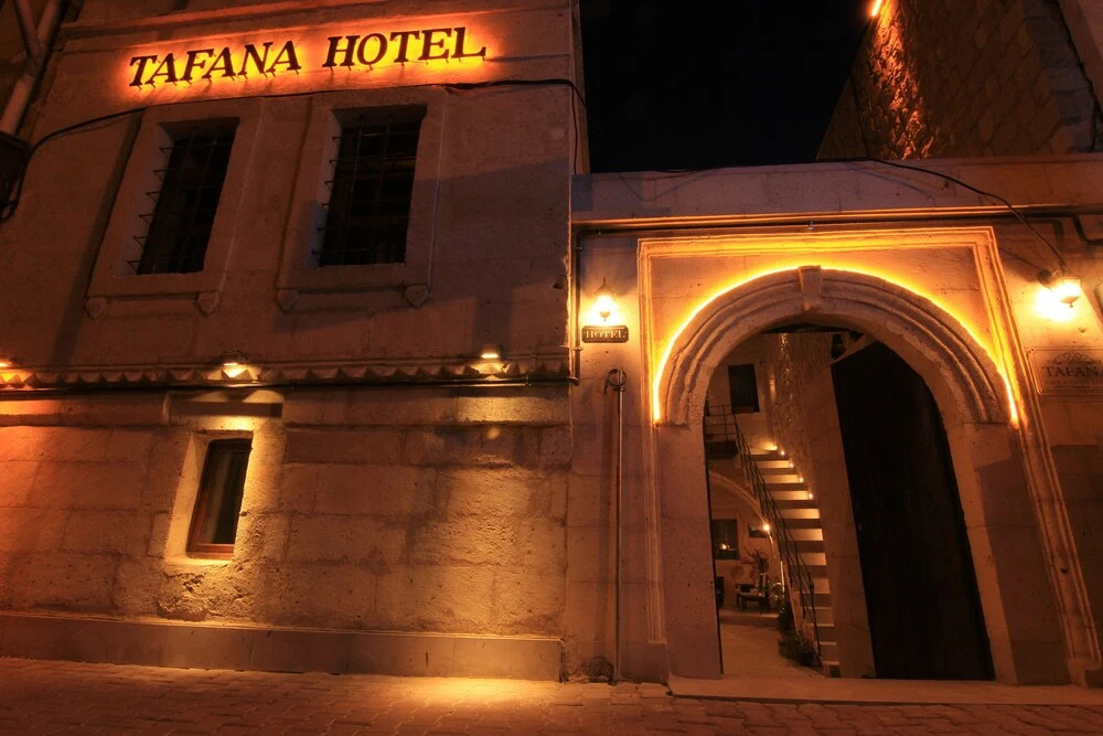 Ургуп: Tafana Cave & Stone Lodge
