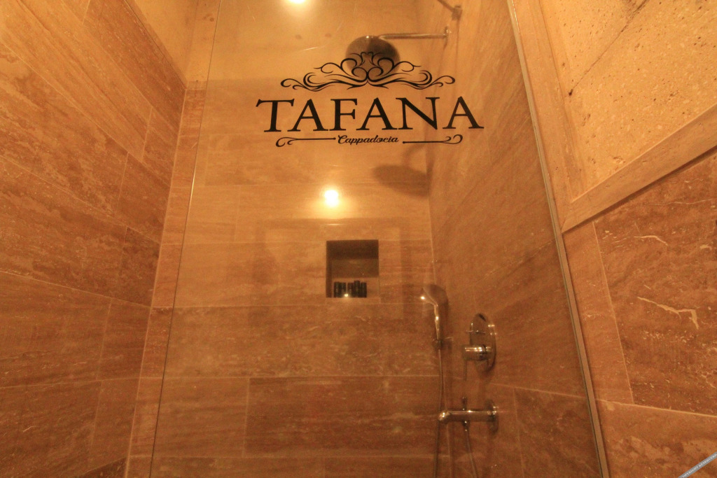 Ургуп: Tafana Cave & Stone Lodge
