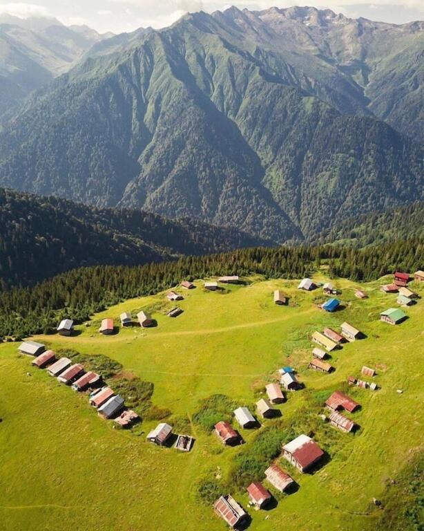 Чамлыхемшин: Pokut Inn