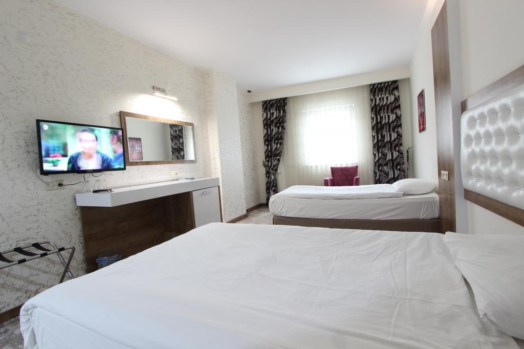 Караман: Karaman Kent Otel