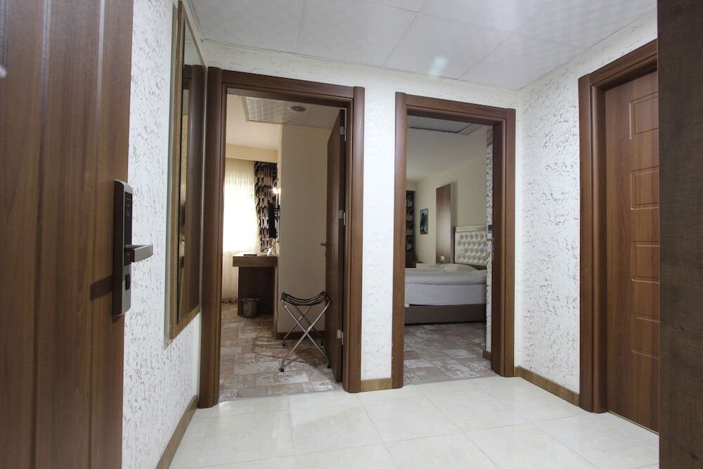 Караман: Karaman Kent Otel