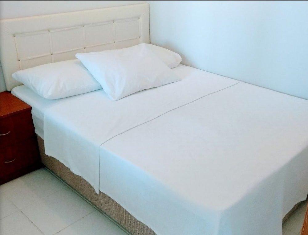 Гузеляли: On Motel