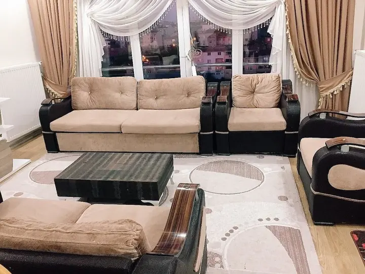 Стамбул: Safe Secure 3 bedroom top floor flat