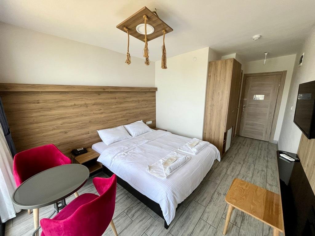 Керпе: Askoroz Otel