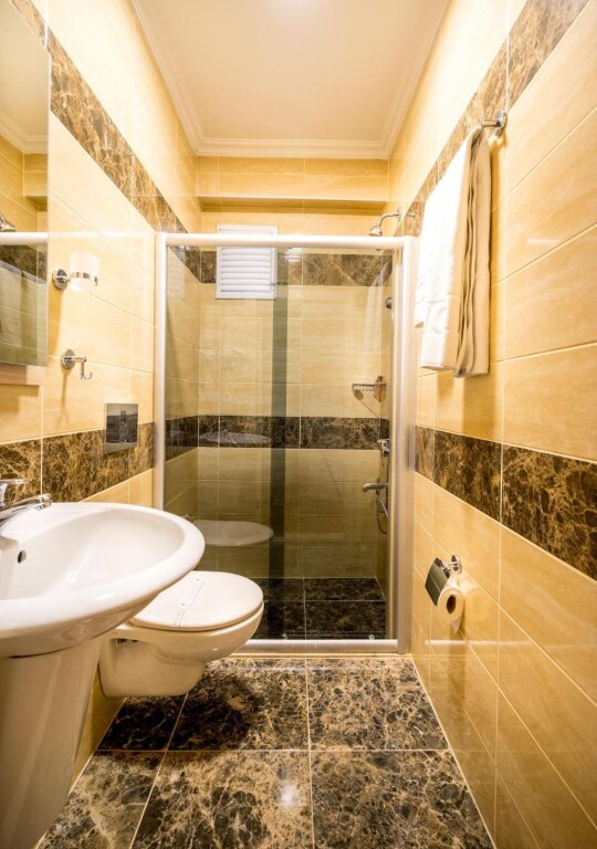Стамбул: Gul Hotel