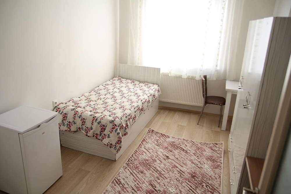 Эрзурум: Seckin Apart - Caters to Adult Women