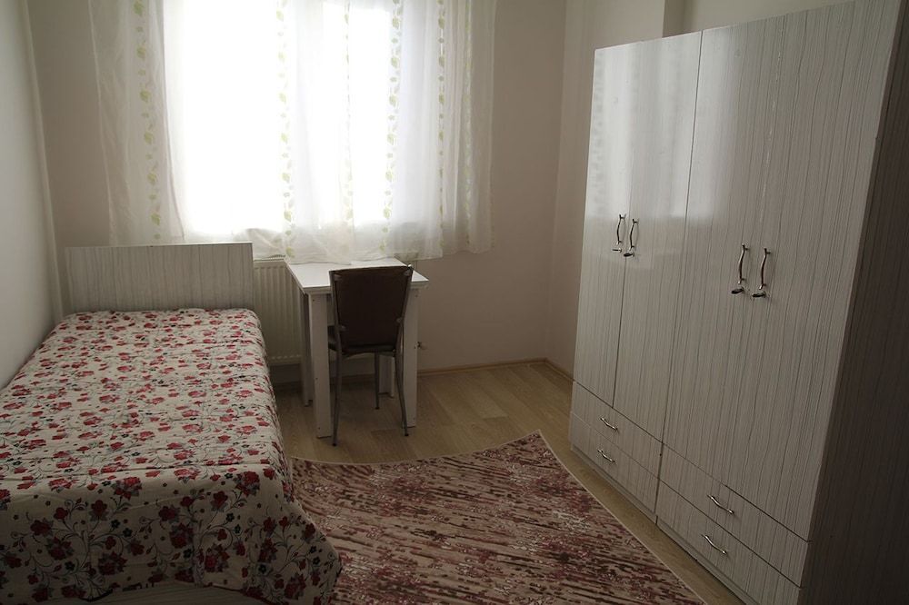 Эрзурум: Seckin Apart - Caters to Adult Women