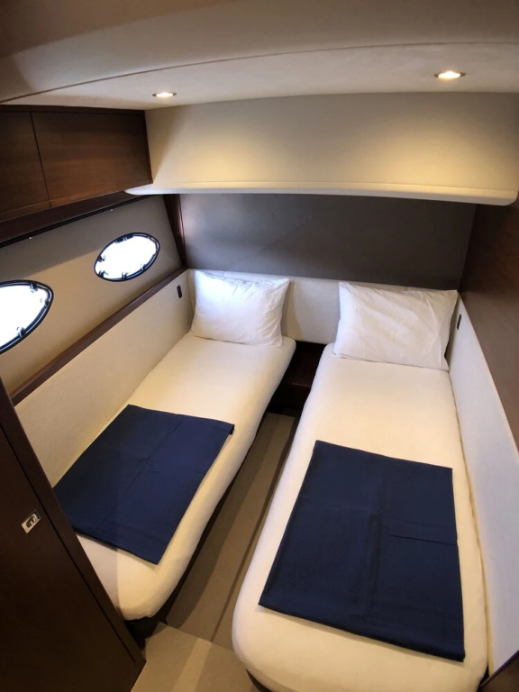 Бодрум: 2017 Princess 52 Fly Yacht In Bodrum