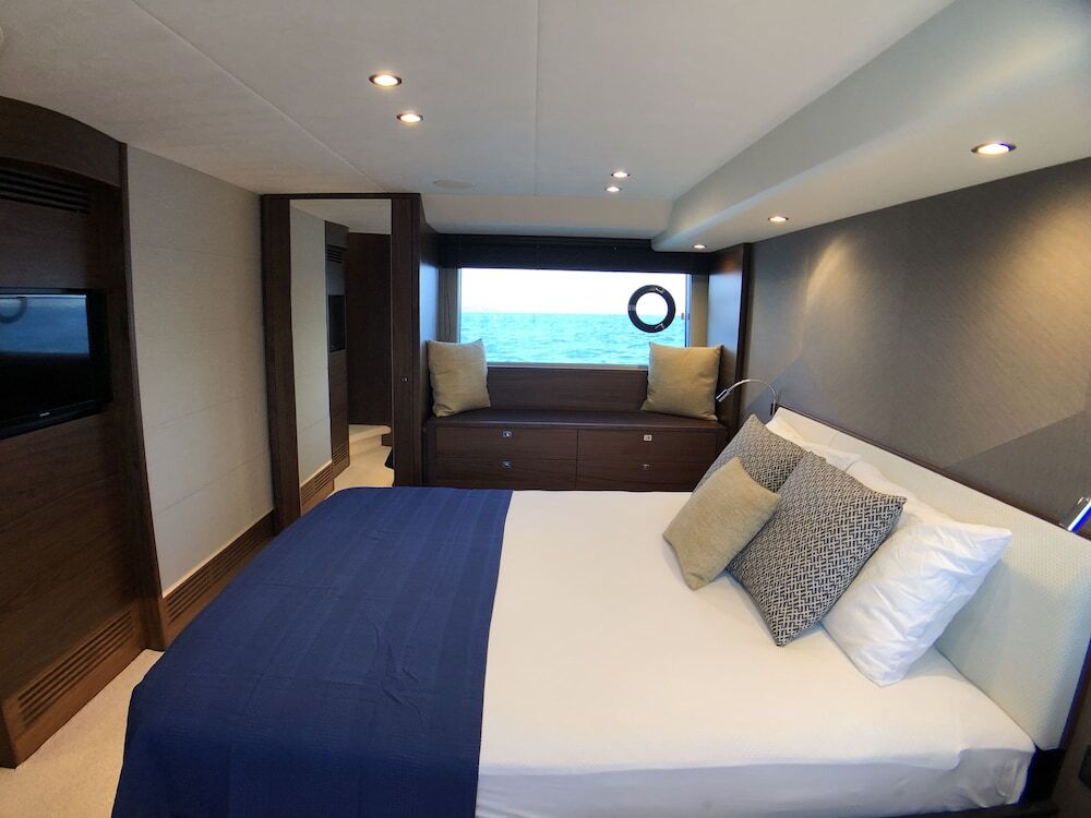 Бодрум: 2017 Princess 52 Fly Yacht In Bodrum