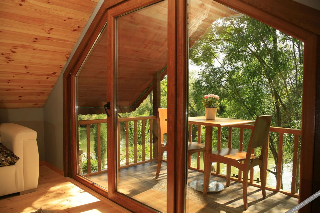 Сайл: Antik River House