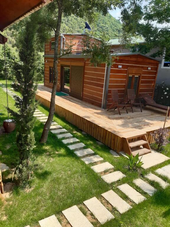 Сайл: Antik River House