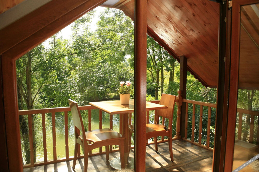 Сайл: Antik River House
