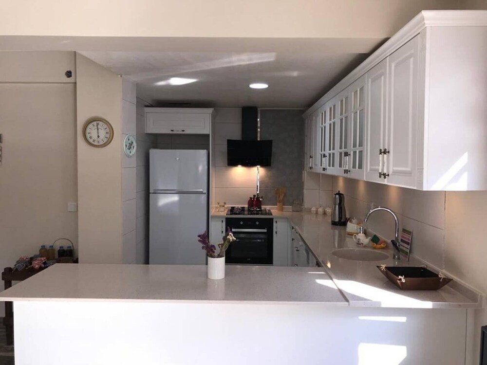 Турунч: Villa Jasmin Daily Weekly Rentals