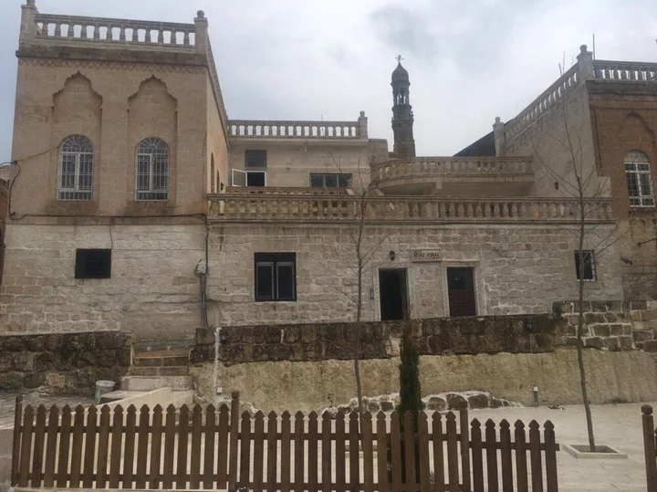 Мидьят: Midyat Beyaz Konak