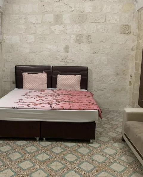 Мидьят: Midyat Beyaz Konak
