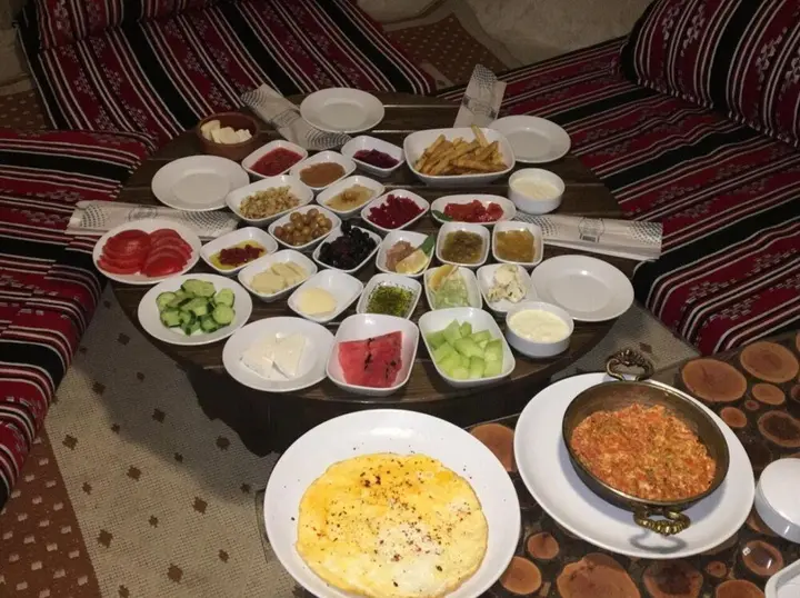 Мидьят: Midyat Beyaz Konak