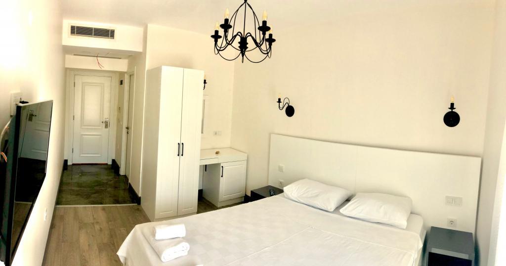 Фоча: Victoria Hotel and Lounge
