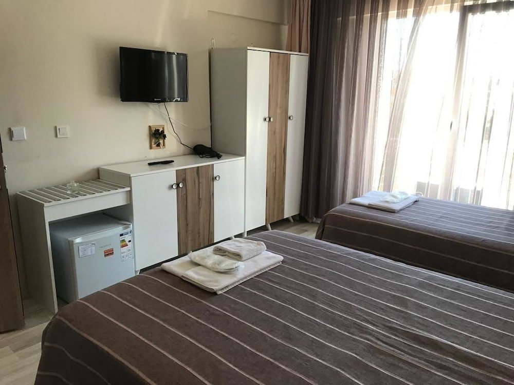 Лапсеки: Alesya Otel