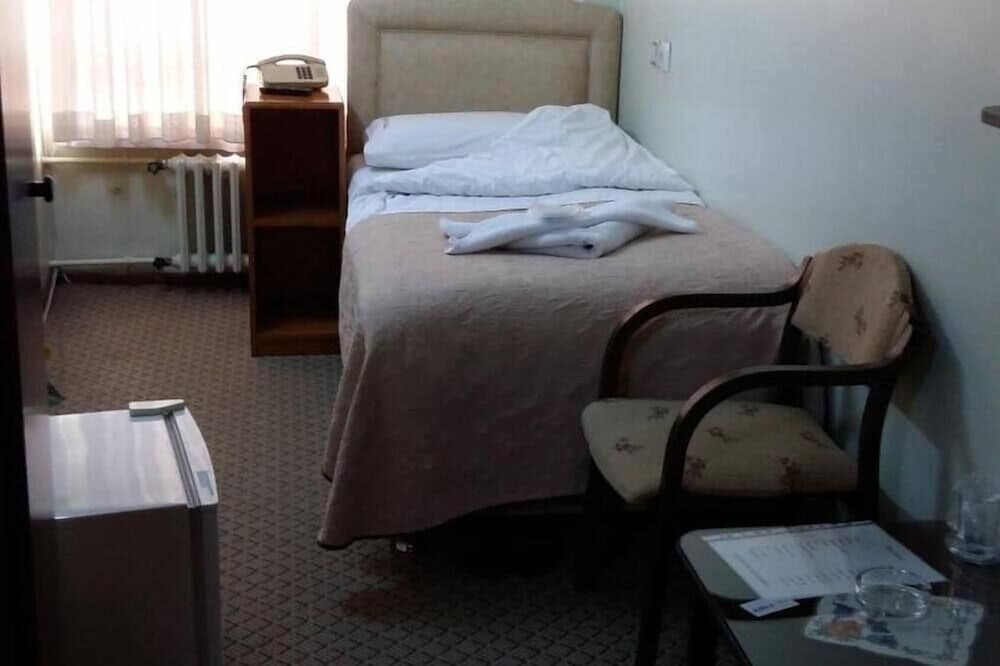 Бурса: Hotel Cesmeli