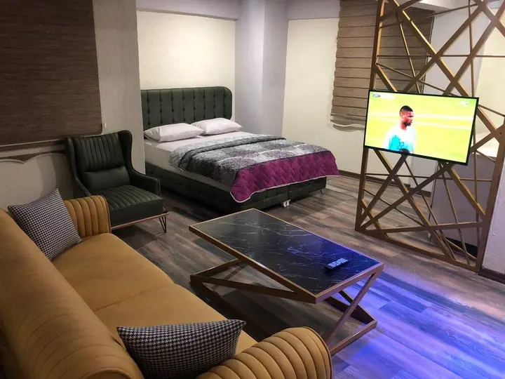 Бурса: H&M Suit Residence