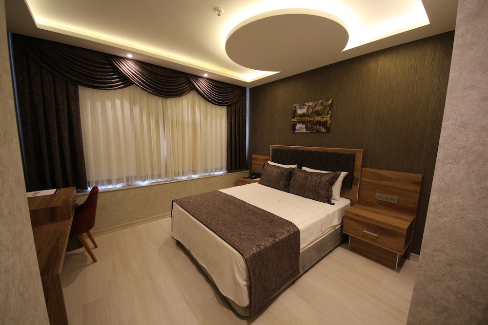 Маниса: Rose Bay Hotel Manisa